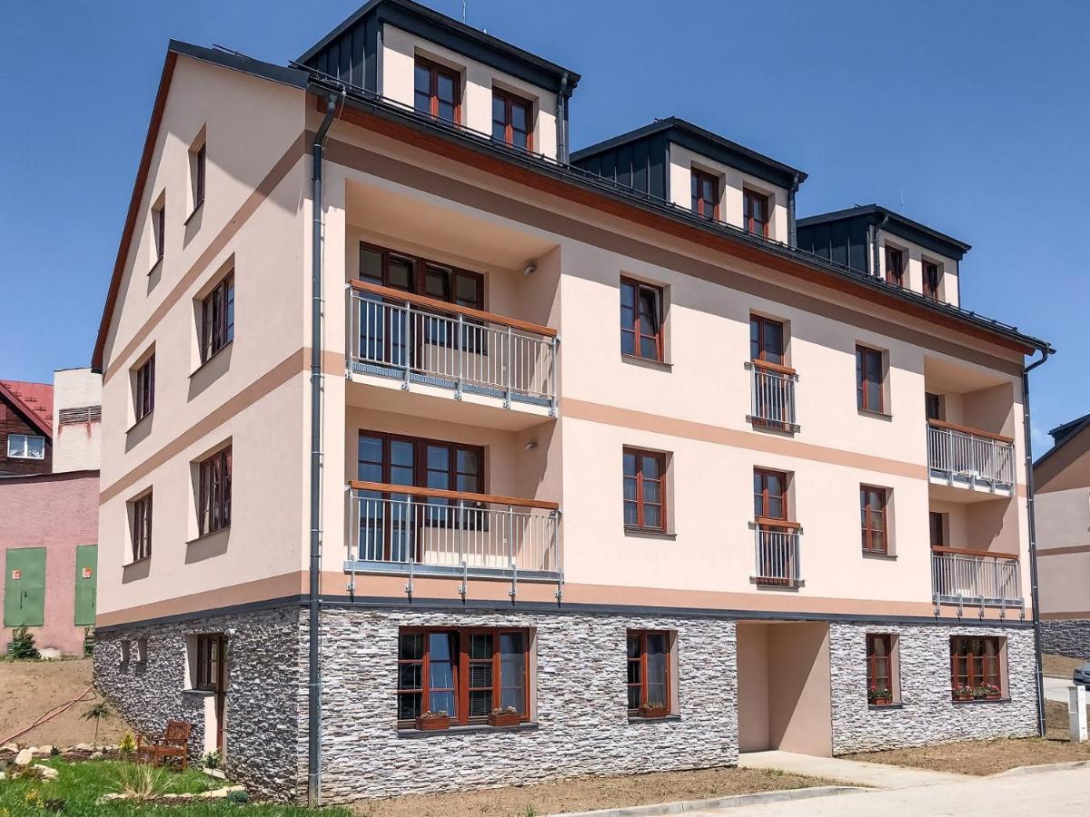 Apartman Hubert Kasperske Hory Εξωτερικό φωτογραφία